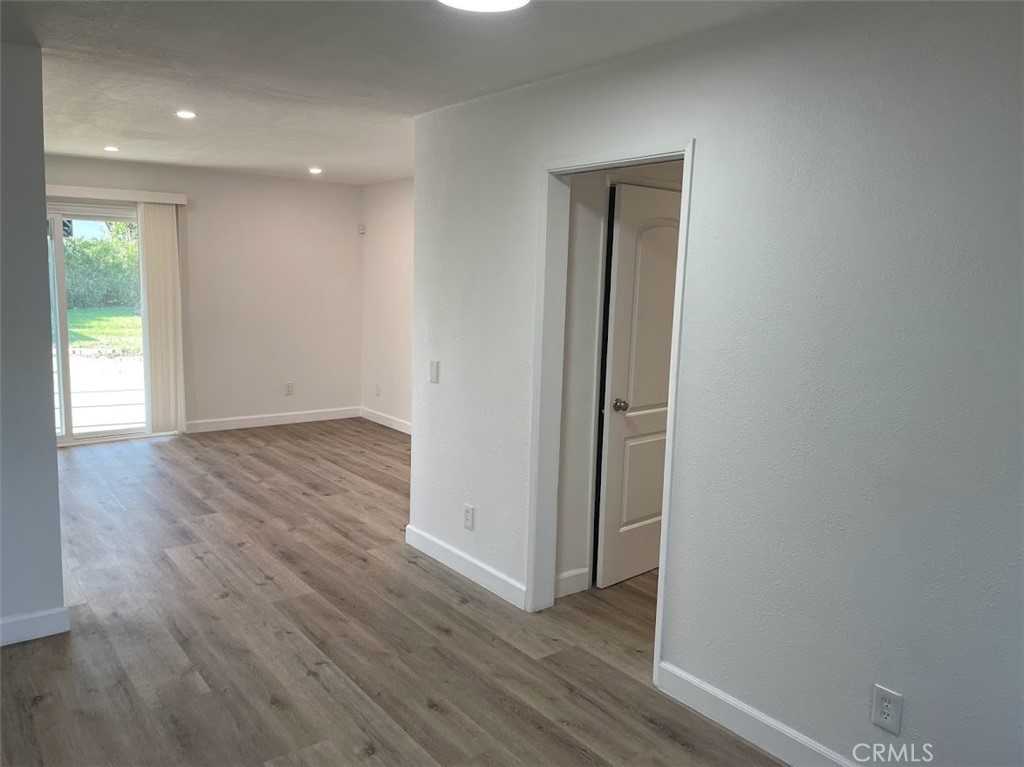 657 W 14th St #657 - Photo 6 of 27