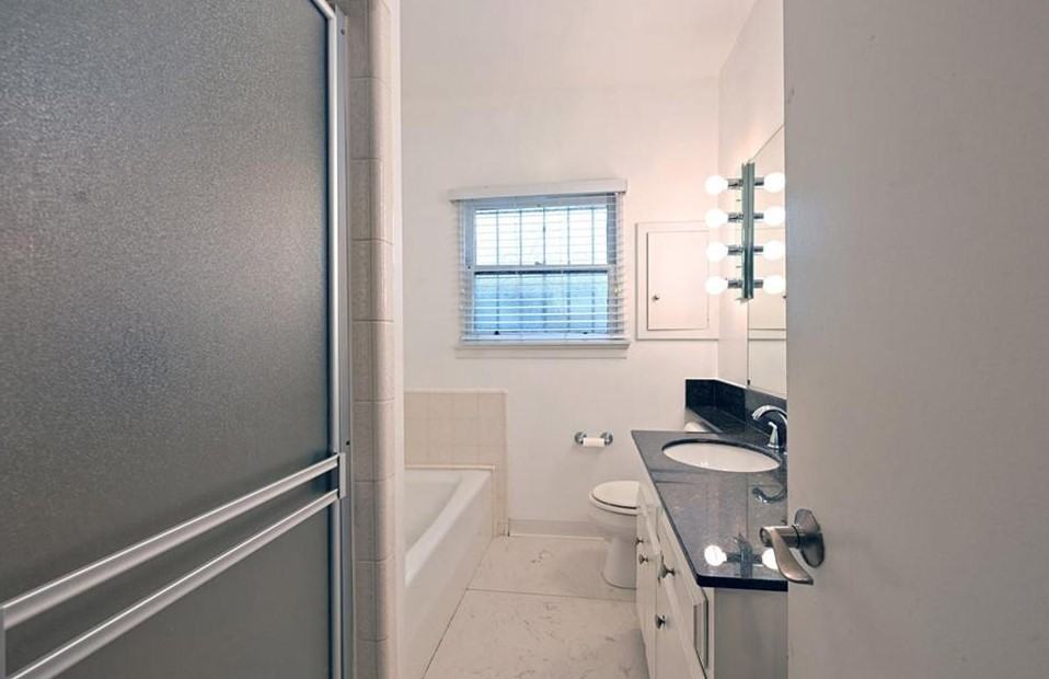 149 S Crescent Dr #149B - Photo 5 of 16