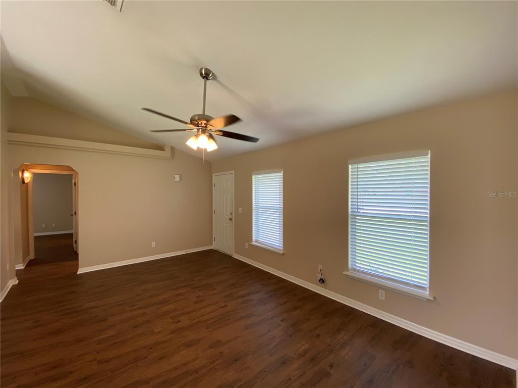 5269 Southeast 70th Lane #5269 - Photo 5 of 26