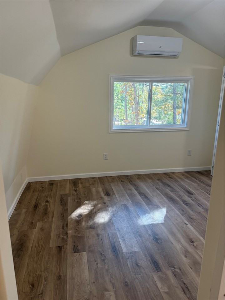 436 Shadywood Dr #436 - Photo 4 of 27