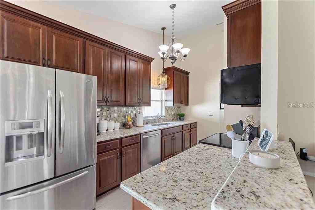 3662 Chatham Dr #3662 - Photo 2 of 15