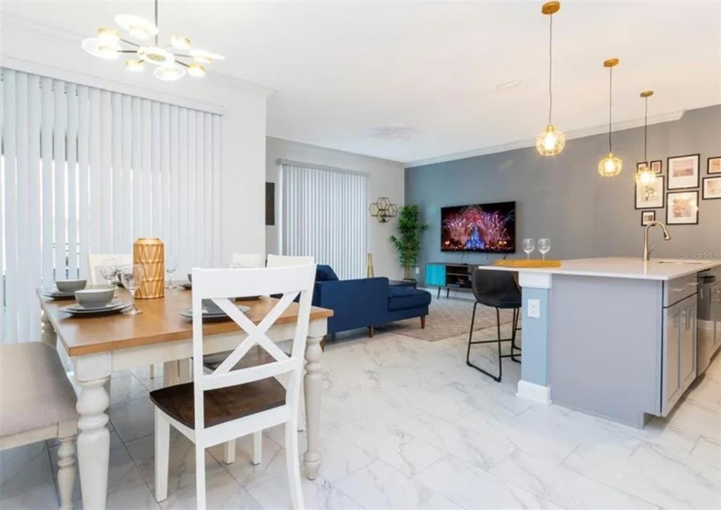 984 Leader Street #984 - Photo 2 of 6