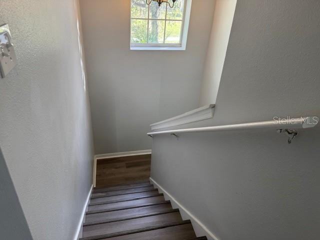 1803 Royal Ridge Dr #1803 - Photo 7 of 22