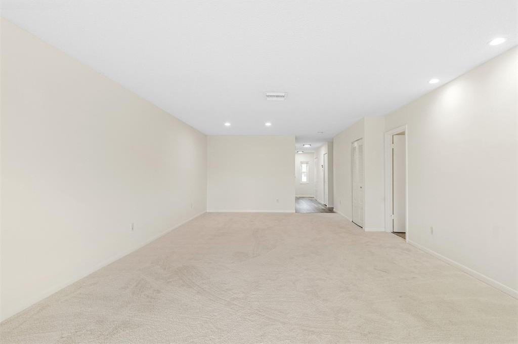 21863 Arriba Real #218638D - Photo 7 of 38