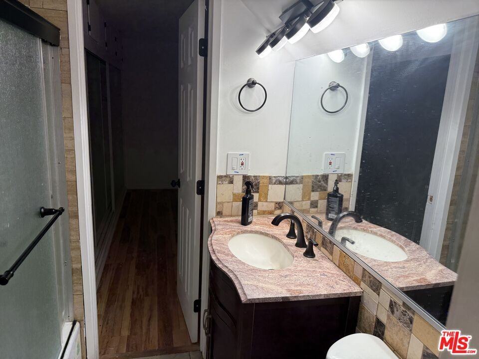 579 E Fairview Blvd #579-1 - Photo 2 of 5