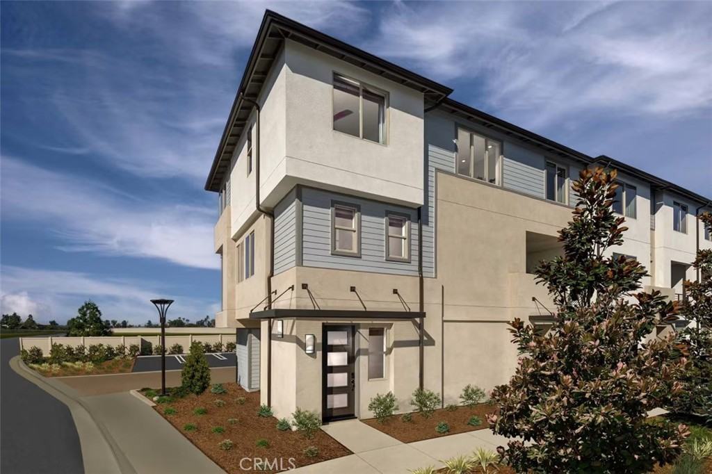 1572 Lima Way #1572 - Photo 2 of 12