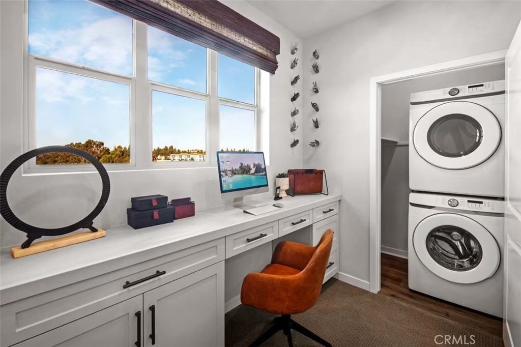 1572 Lima Way #1572 - Photo 3 of 12