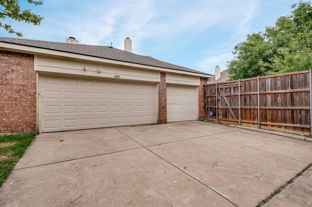 3600 Leighton Ridge Dr #3600 - Photo 2 of 38