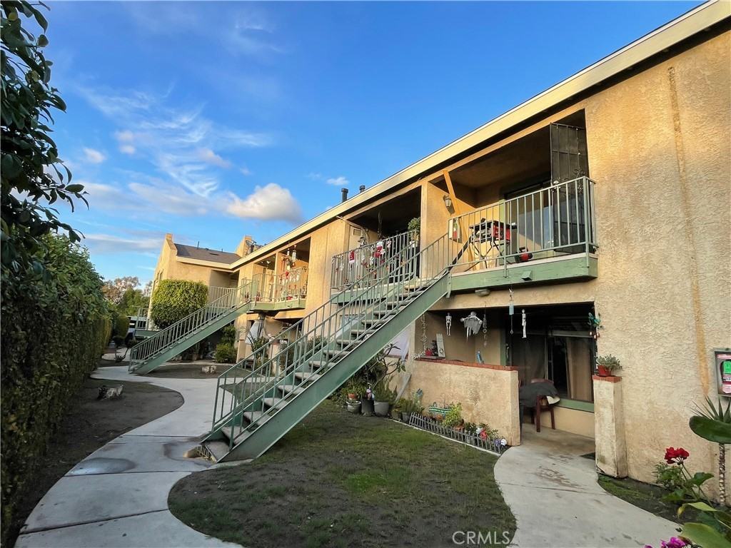 3275 East Artesia Boulevard #3275 - Photo 3 of 5