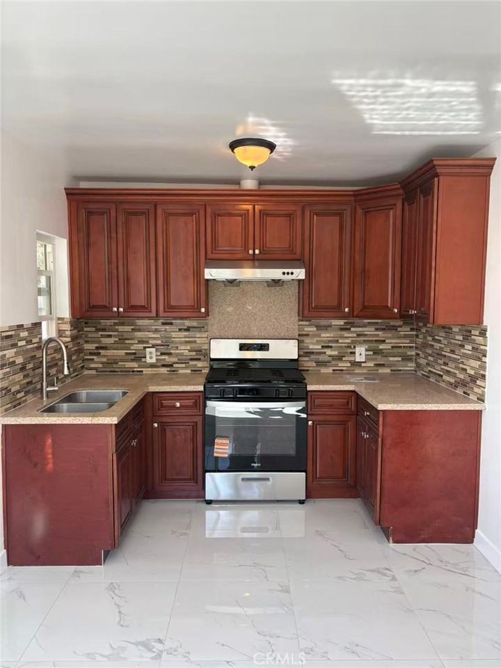 3211 Delta Avenue #3211 - Photo 3 of 13