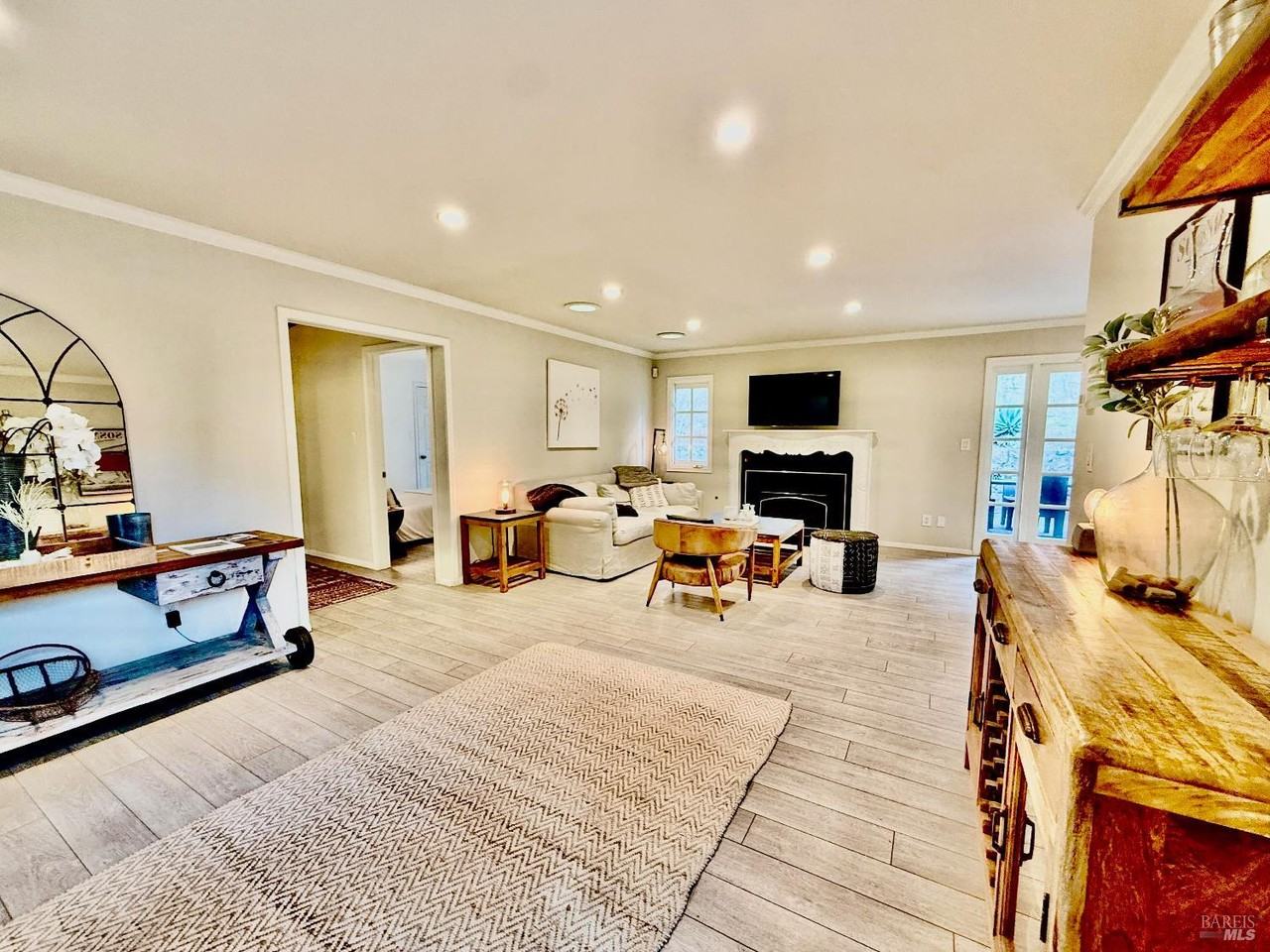 1607 Foothill Blvd #1607 - Photo 5 of 27