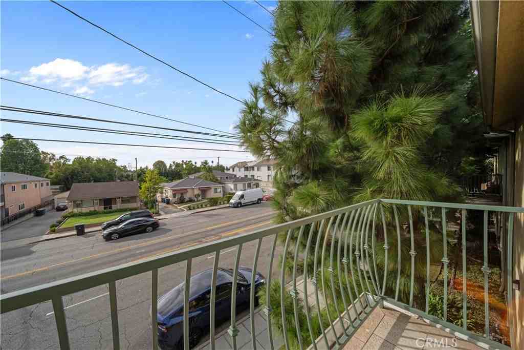 216 North Buena Vista Street #216 - Photo 2 of 22