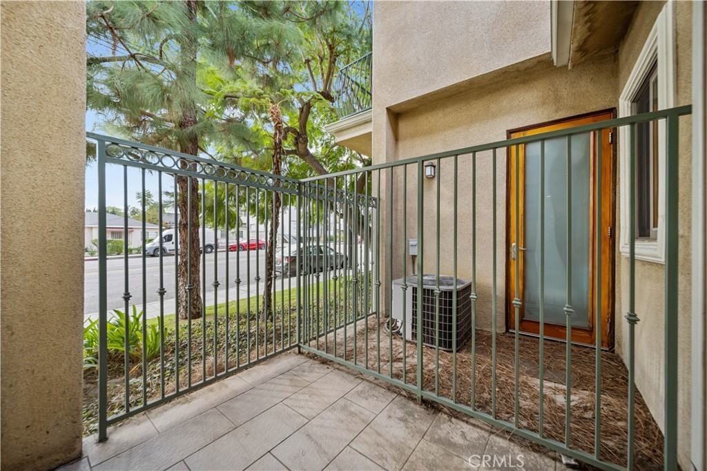 216 North Buena Vista Street #216 - Photo 4 of 22