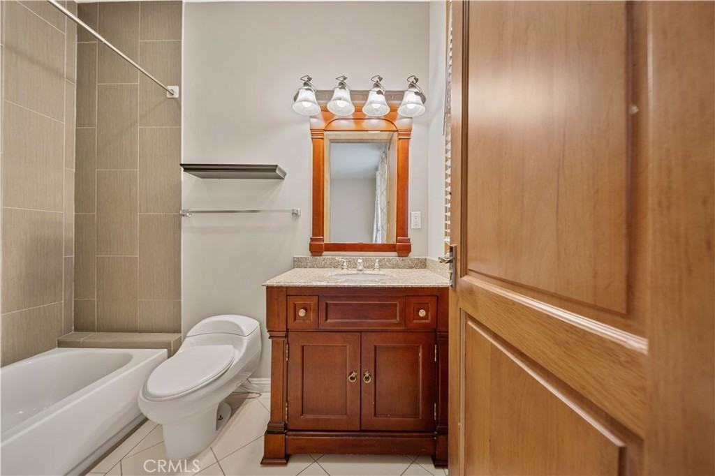 216 North Buena Vista Street #216 - Photo 5 of 22