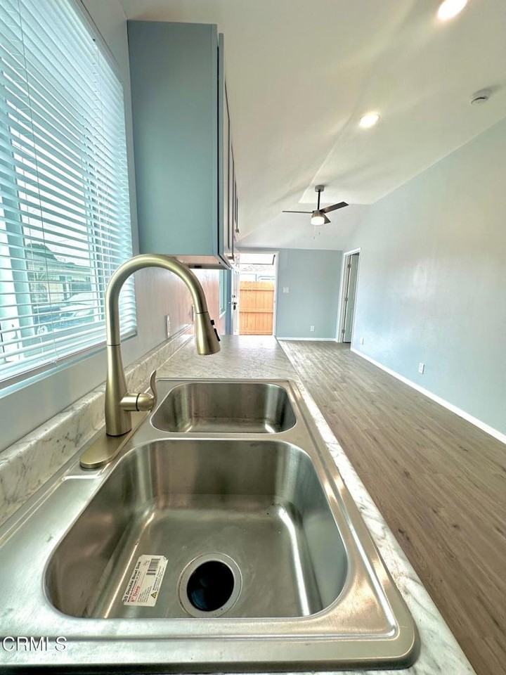 4614 Terrace Avenue #4614JADU - Photo 5 of 16