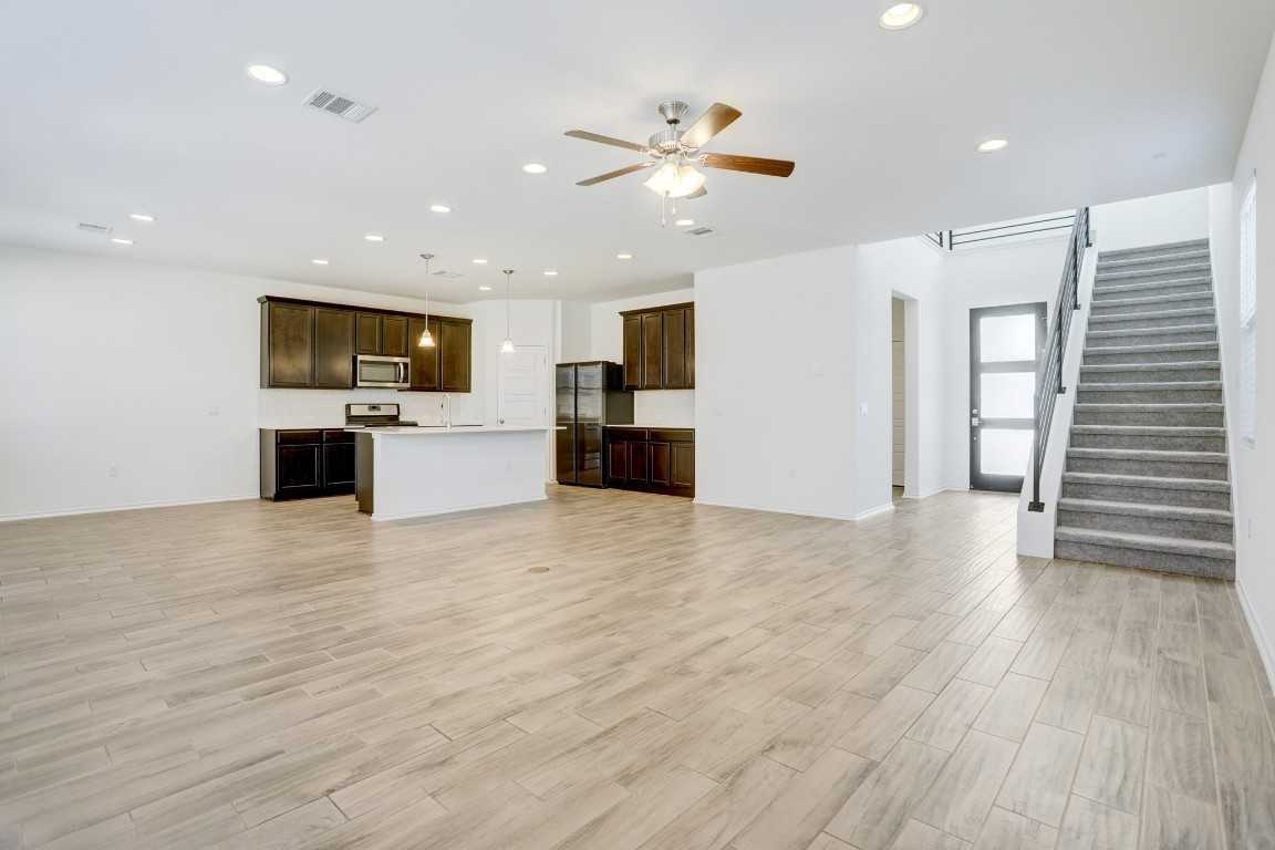 2106 Tasmanian Tiger Trce #2106-40 - Photo 2 of 17