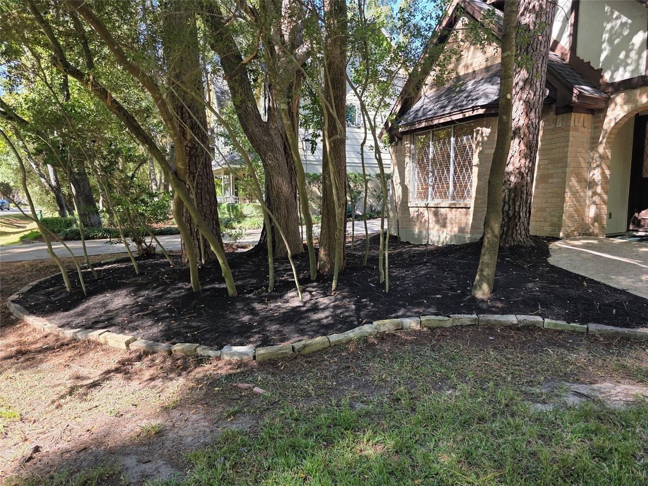 18 Mayfair Grove Ct #18 - Photo 3 of 28