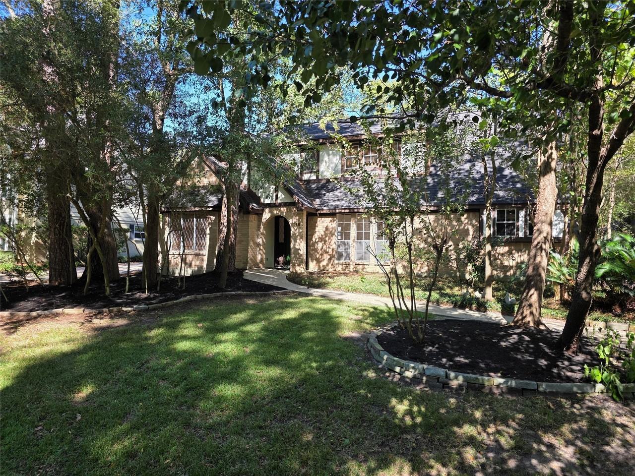 18 Mayfair Grove Ct #18 - Photo 4 of 28