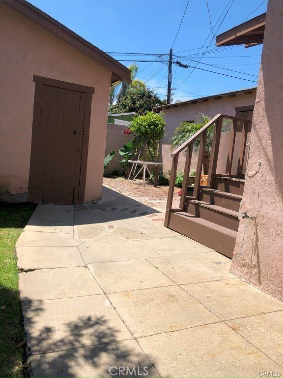 959 West 17th Street #9591-2 - Photo 3 of 10