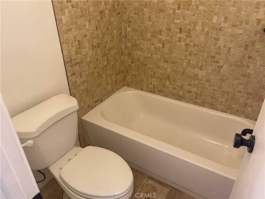 15511 Sherman Way #15511 - Photo 5 of 49