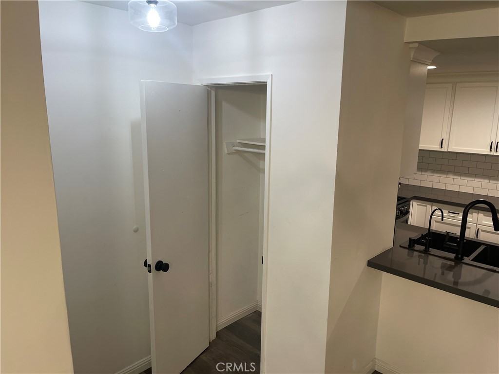 15511 Sherman Way #15511 - Photo 7 of 49