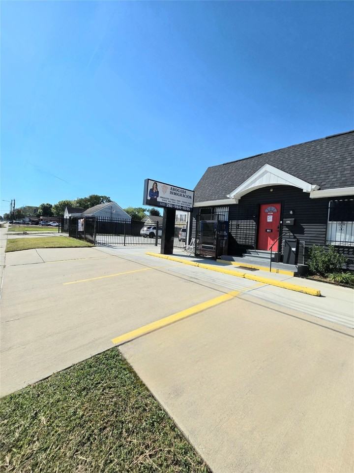 616 Shaver St #616 - Photo 5 of 24