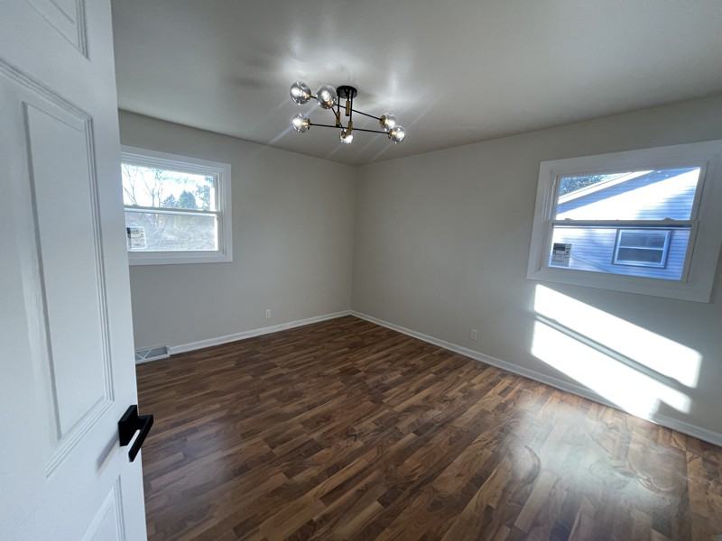 5963 Teakwood Dr - Photo 4 of 35