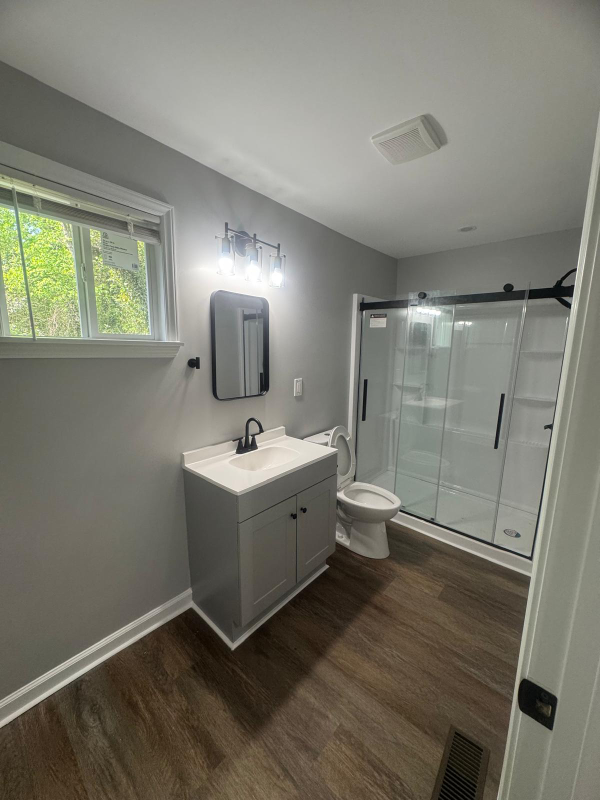 1542 E Perry St - Photo 4 of 10