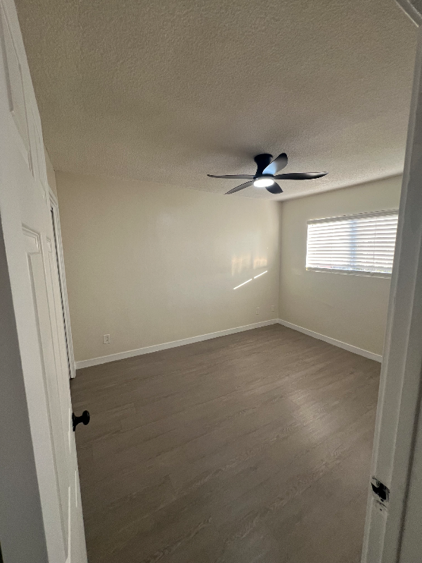 1193 N Ardmore Ave #8 - Photo 6 of 9