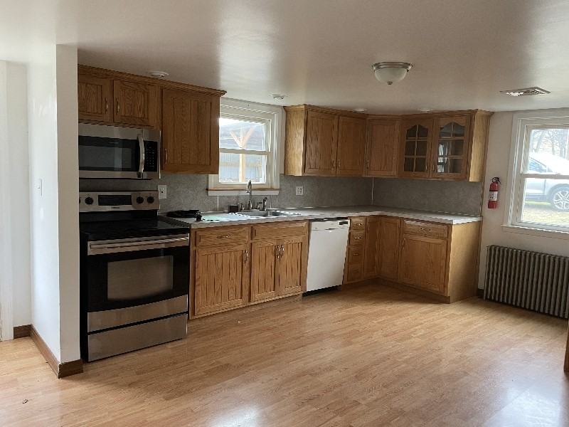 913 Grange Rd - Photo 7 of 22