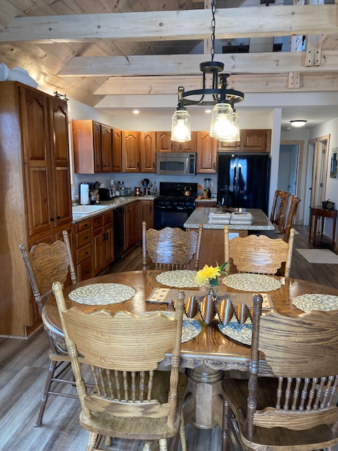 280 Quarry Road - Photo 2 of 18