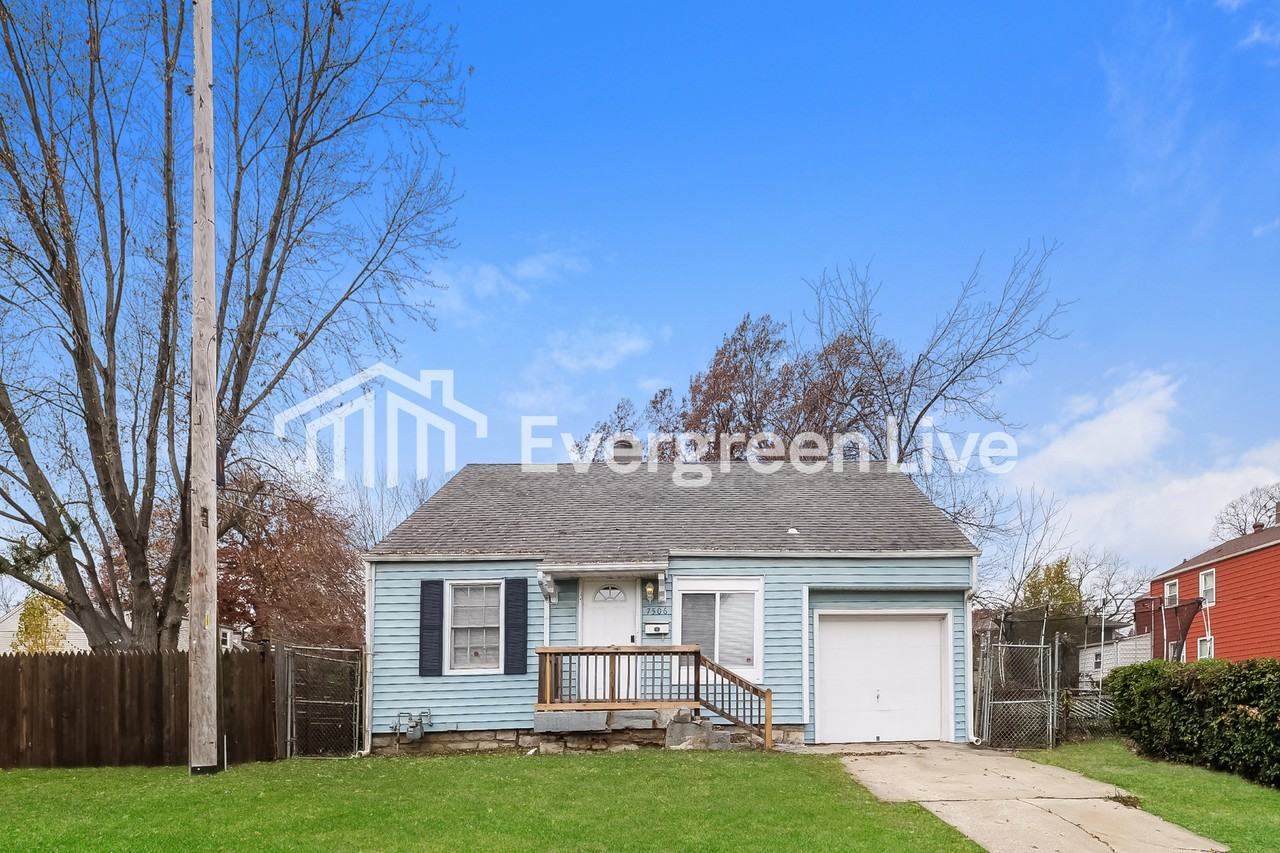 7506 Lydia Ave - Photo 2 of 16