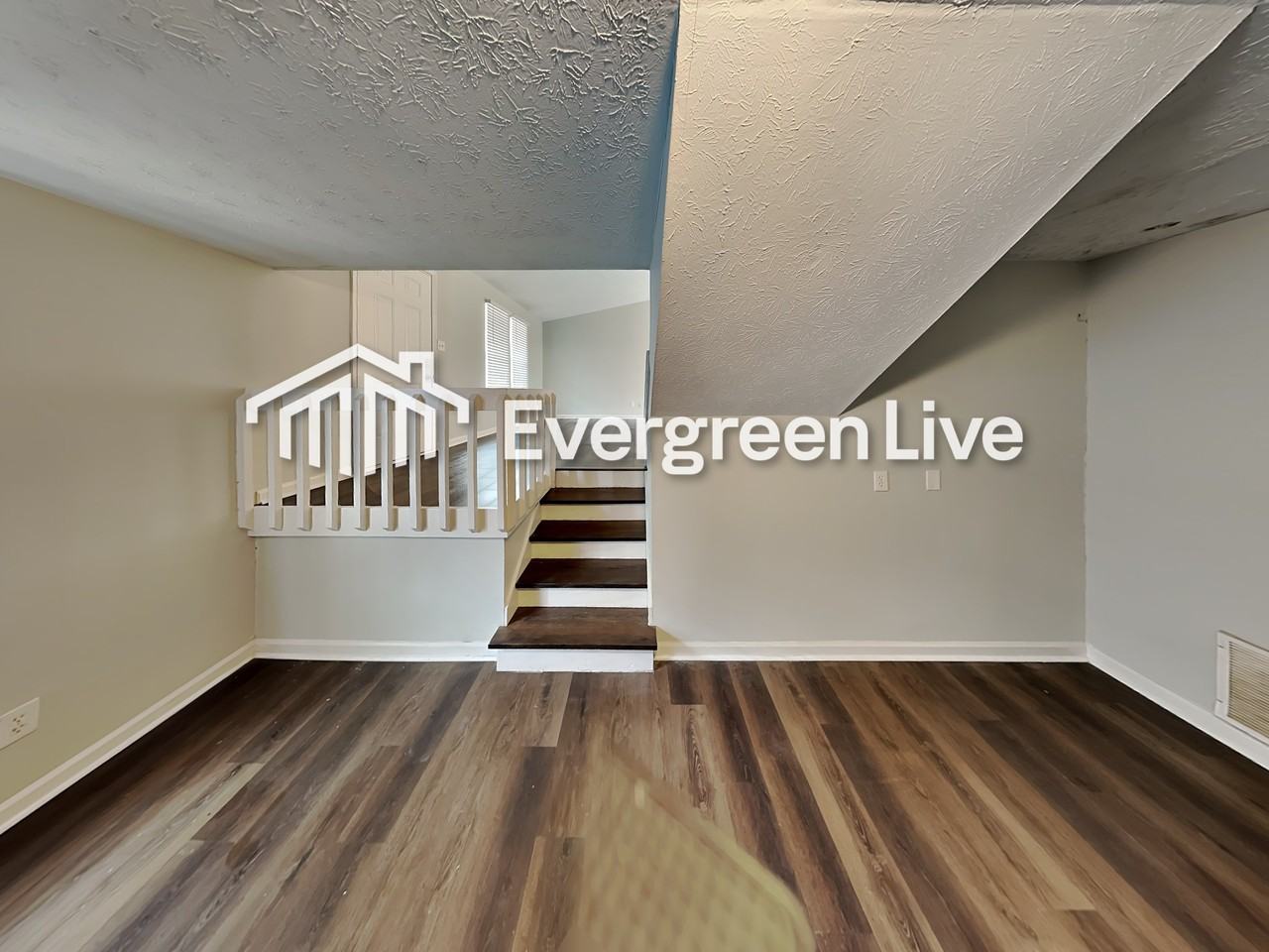 5052 Galbraith Cir - Photo 7 of 21