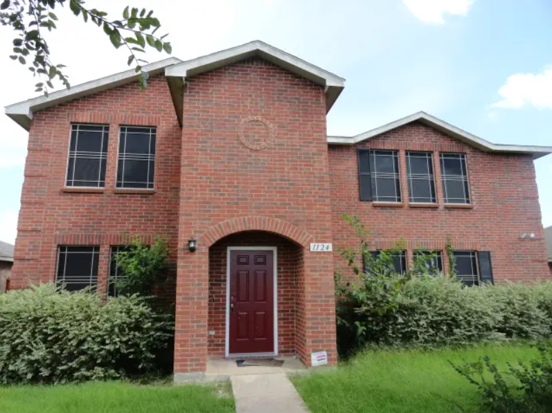 1124 Bumble Bee Drive