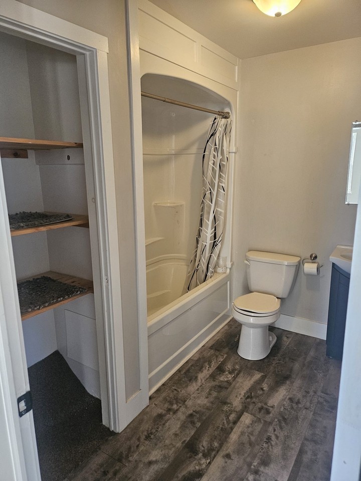 8 Wellington Street #3 - Photo 7 of 8