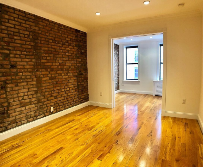311 Mott St #4A