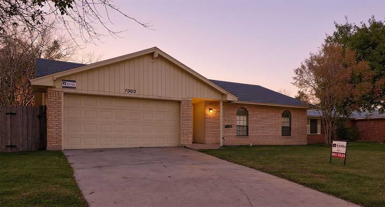 1003 N 4th St #NA - Photo 2 of 22