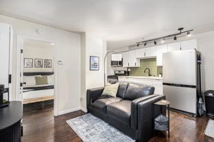 37 Gold Avenue Northwest #2 - Photo 1 of 1