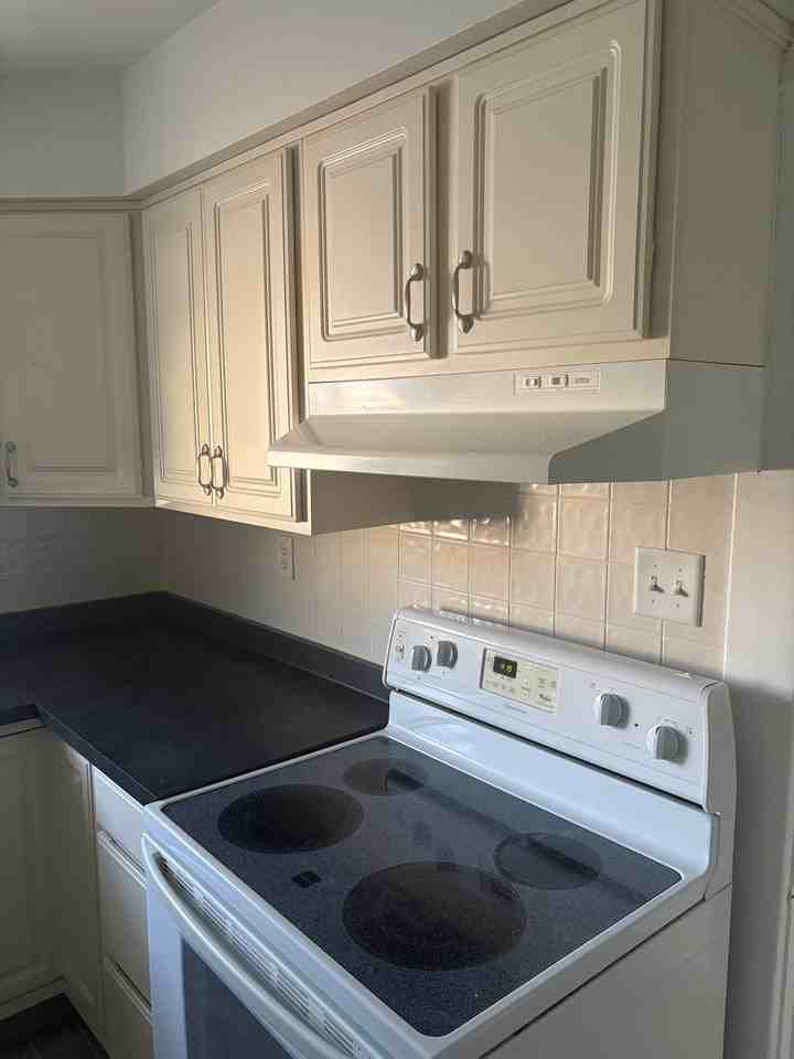 332 Thompson Street #2 - Photo 3 of 10