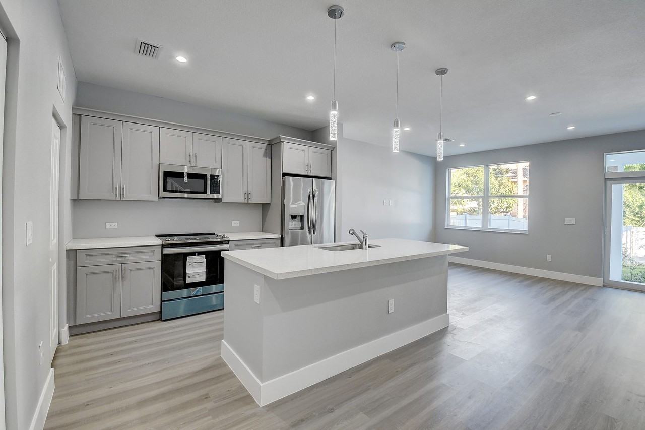 2629 Frederick Boulevard - Photo 3 of 49