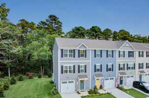 featured image of 1001 Cyprus Court #NA