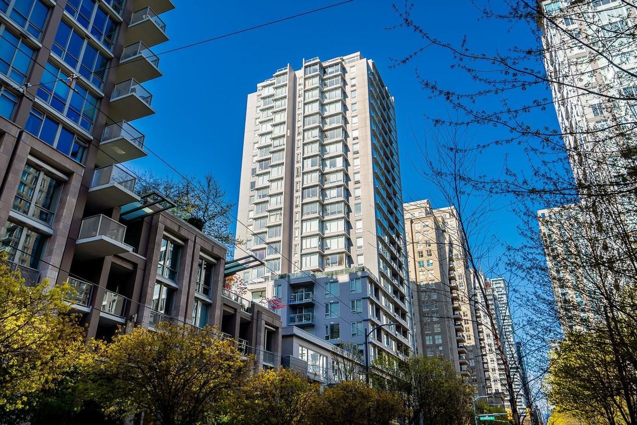 1001 Richards Street #2002 - Photo 4 of 15