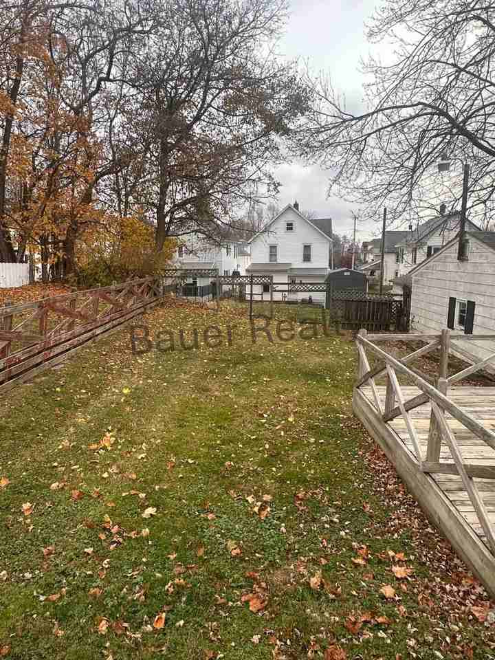 229 Lindale Avenue - Photo 6 of 26