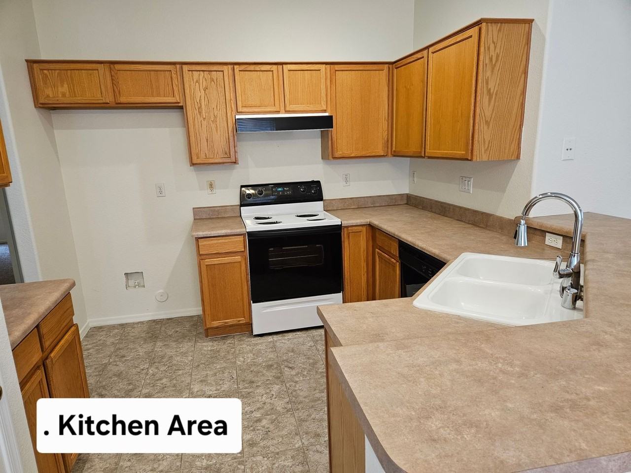 3659 S Joshua Tree Ln - Photo 2 of 17