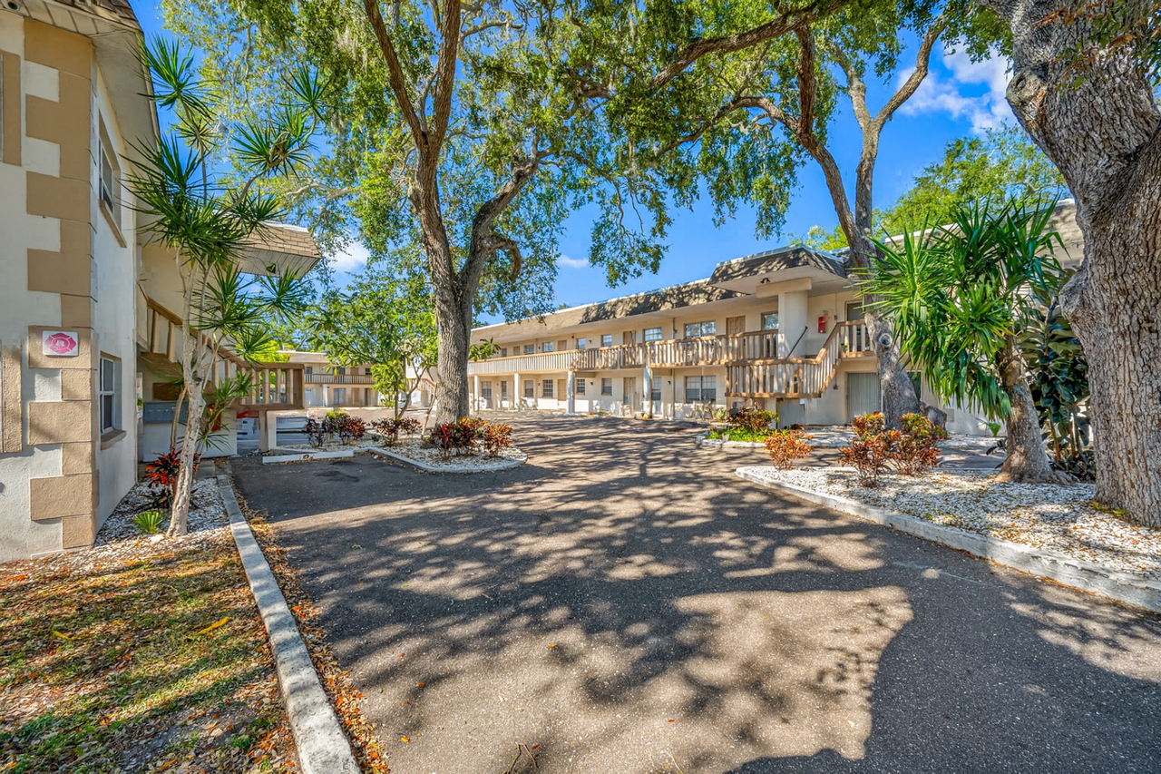 Breezy Palms - Photo 3 of 49