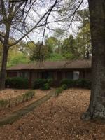 featured image of 315 Epps Bridge Rd