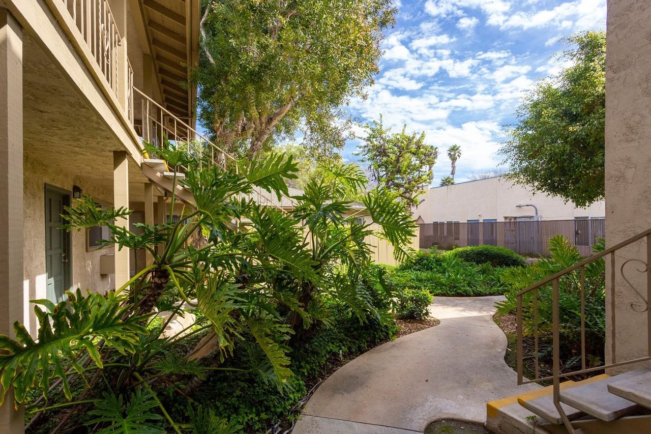 161 5th Ave - Photo 2 of 10