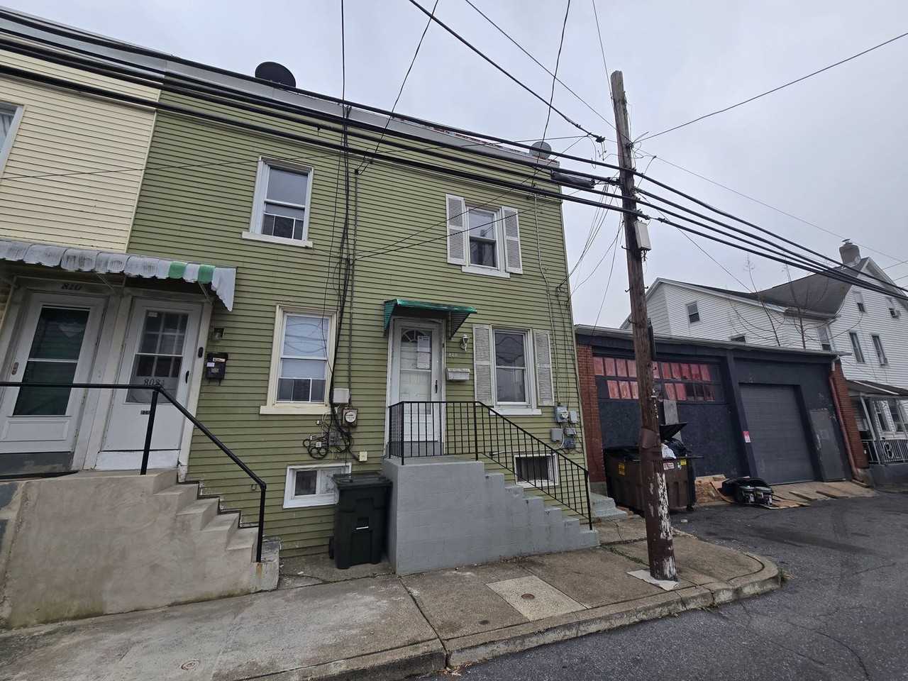 808 East Morton Street