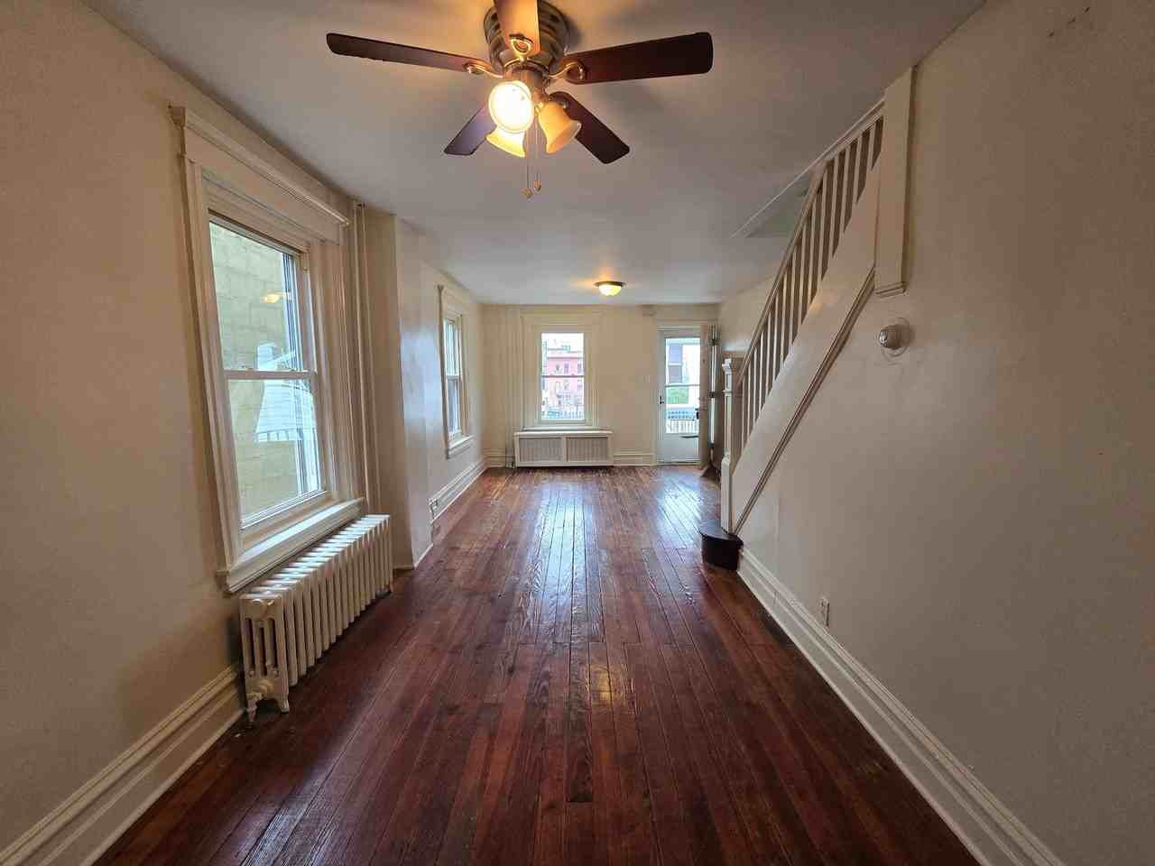 808 E Morton St - Photo 5 of 14