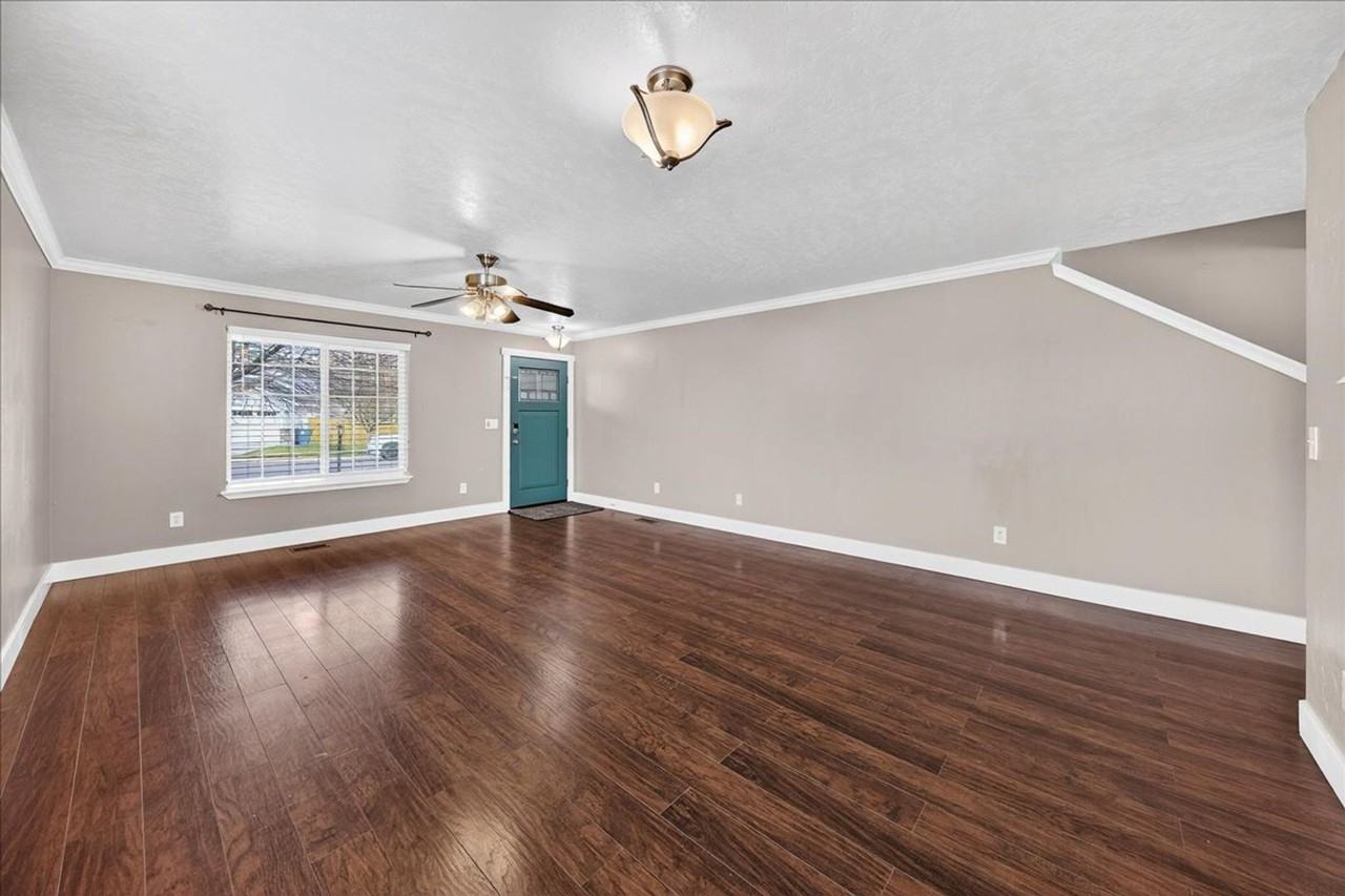 4551 W Hearst Dr - Photo 5 of 50